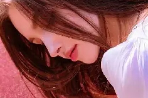 任素汐演唱会刚封神就被旧账拉下神坛私德这道坎终究迈不过去